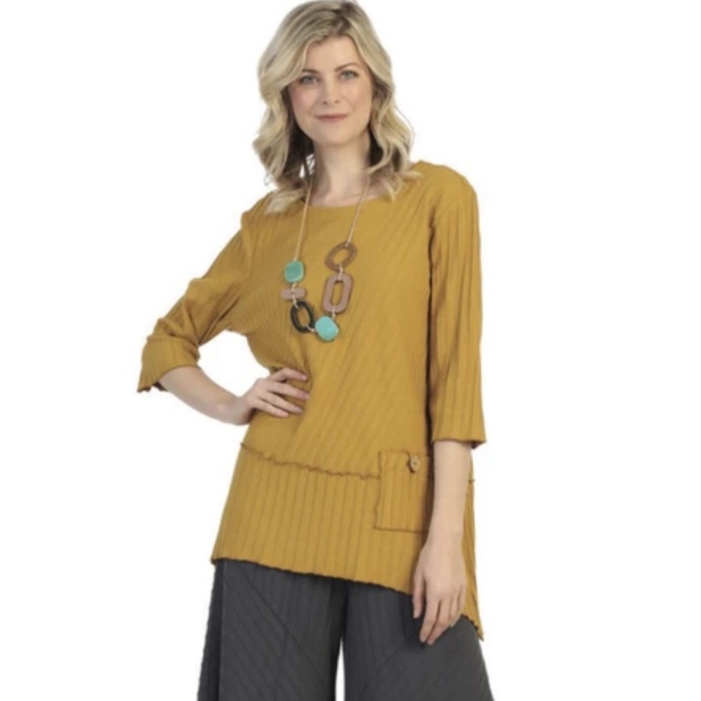 Focus Ribbed Pocket Tunic - Picture 7 of 10